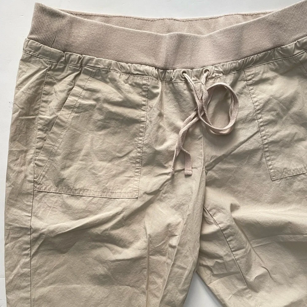 New York & Co Sport Cargo Capri Pants Women Small Mid Rise Khaki Drawstring Sz S